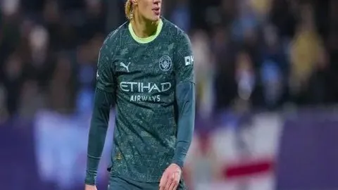 尹锡悦弹劾案庭审辩论超8小时圆满结束